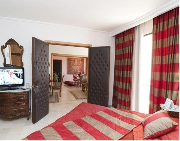 Diplomat Hotel Tunis Phòng bức ảnh